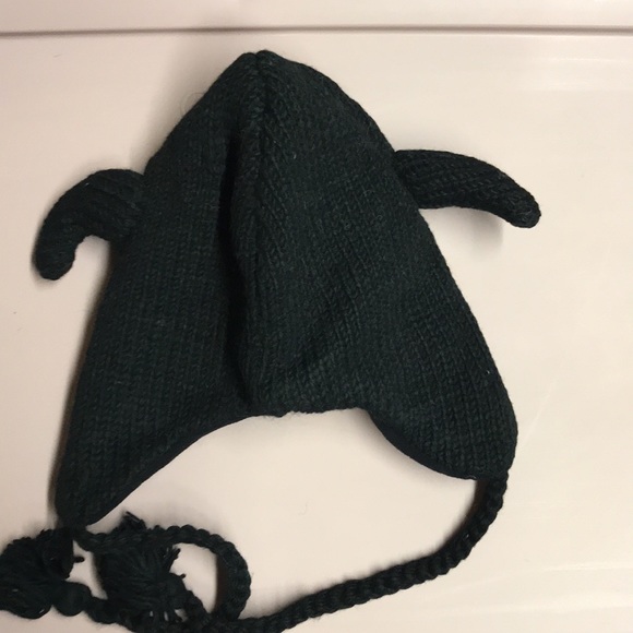 Women penguin hat. - Picture 5 of 5